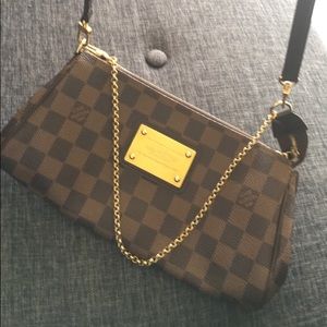 Louis Vuitton Eva Clutch