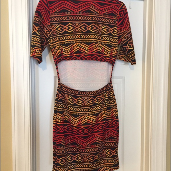 Tribal Pattern dress - Picture 2 of 4