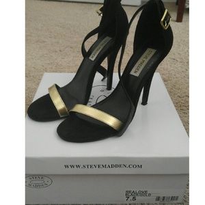 Steve Madden Realove Sandals