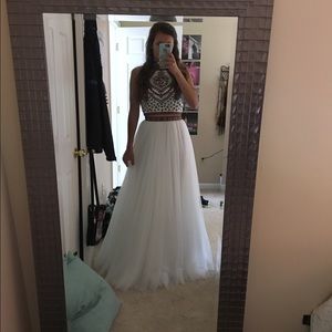 Size 6 Sherry Hill prom dress