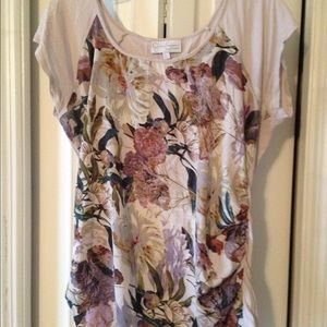Jessica Simpson maternity top