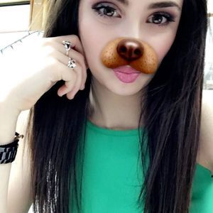 Meet your Posher, Kayla