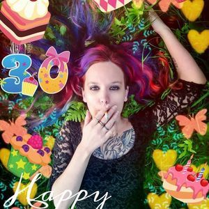 Meet your Posher, Constance