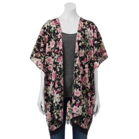 Floral Ruana/Kimono Brand new with tags!