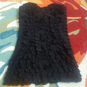 Ruffled strapless top