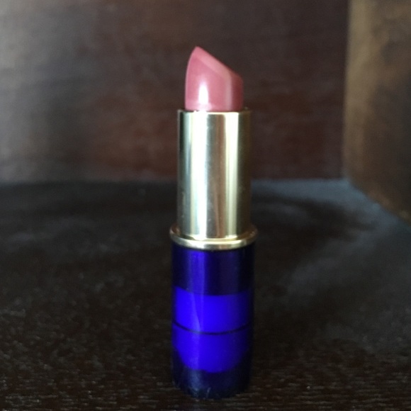 Estèe Lauder Full Treatment Lipstick