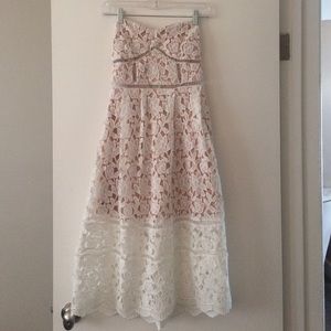 Lulu's convertible strapless lace midi!