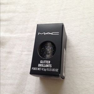 MAC Glitter Brilliants in 3D Black