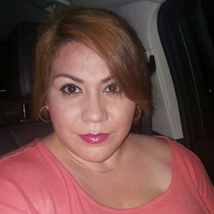 Meet your Posher, Clarissa