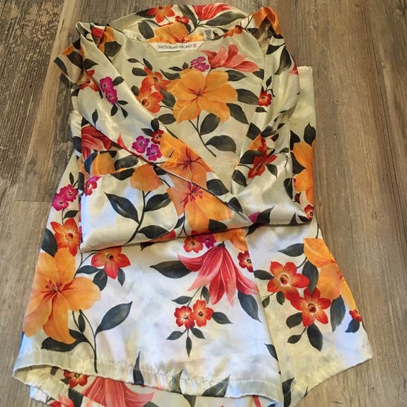 Victoria's secret pajama set!