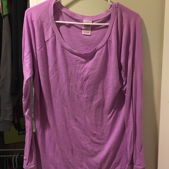 Purple VS Pink crew neck - Picture 1 of 3