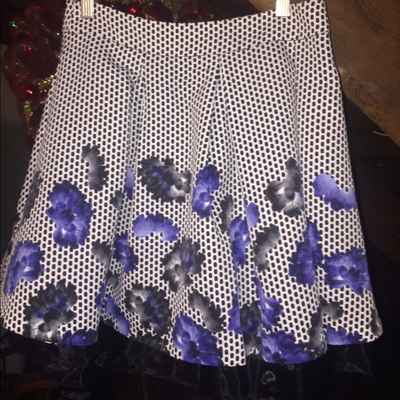 NWT Express Floral Skirt