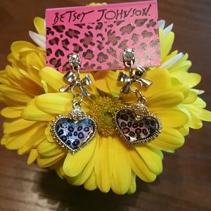 NWT Betsey Johnson Pink Leopard Earrings