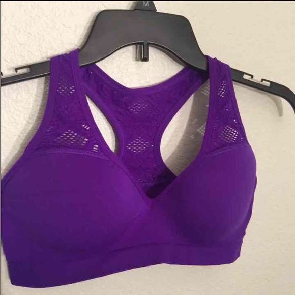 VS Pink push up sports bra