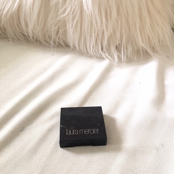 Laura mercier black plum eyeshadow