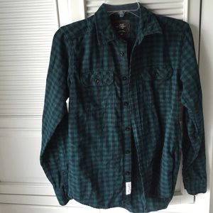 Thick and comfy flannel.