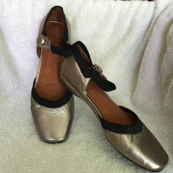 NWOB Gentle Soul Flats