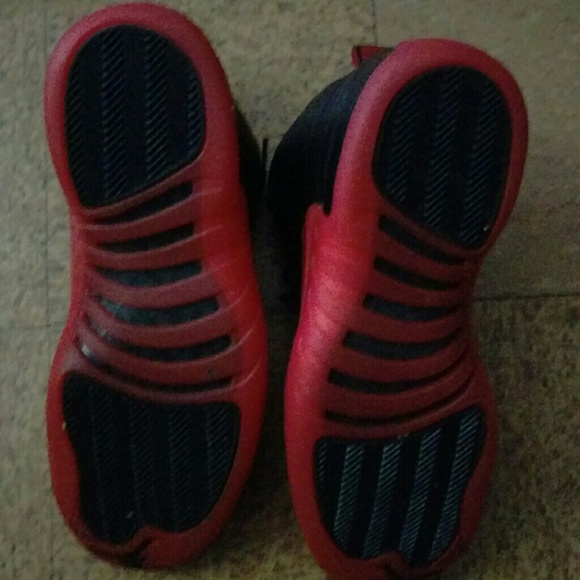 Nike Air Jordan 12 - Picture 3 of 4