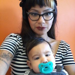 Meet your Posher, Yesenia