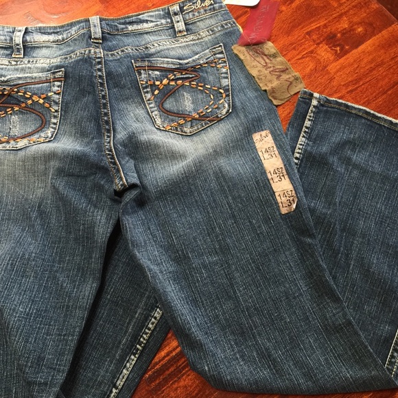 Silver Jeans Denim - ⭐️ $ today only Silver Jeans Frances Flare 14x31