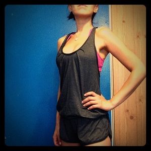 Lululemon workout singlet