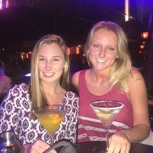 Meet your Posher, Holly