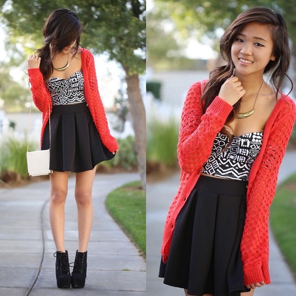 ❌SOLD!!!!❌ Tribal Print Off-The-Shoulder Crop Top