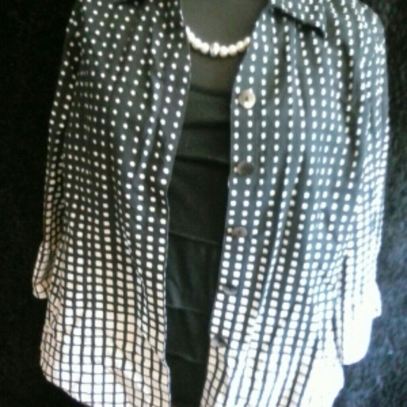 Cotton overblouse wrinkle free