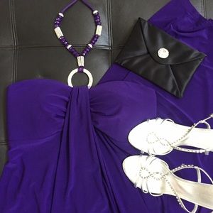 🎉SALE! Gorgeous Purple Crystal floor length gown