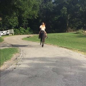 Meet your Posher, Kylee