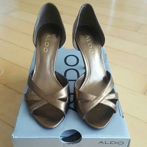 ALDO bronze heels