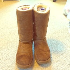 Chestnut brown uggs