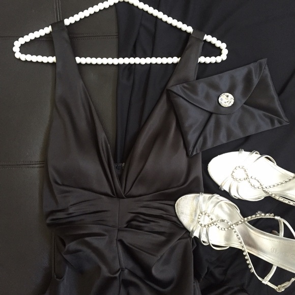 Sexy Stunning Bodicon Satin Floor length gown