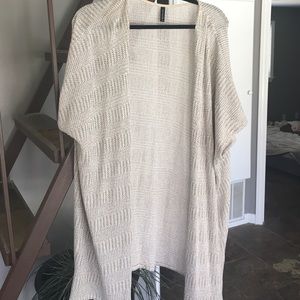 Kimono. Very cute. Creamy. Size L