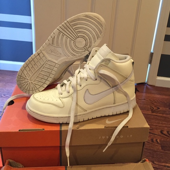 Glow in the Dark Nike Dunk High sz 7GS
