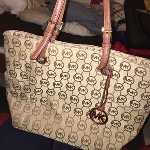 Authentic Michael Kors Tote