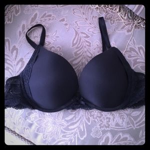 38b black Victoria secret push-up bra