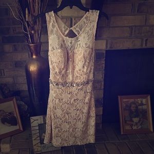 Size 9 dress, never worn!