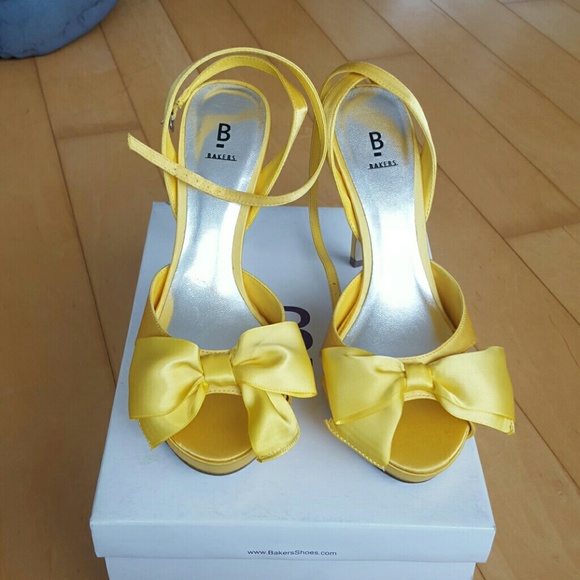 Bakers yellow satin heels