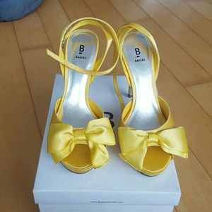 Bakers yellow satin heels