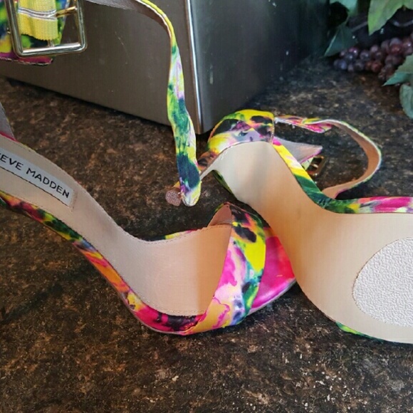 Shoes - Picture 2 of 2