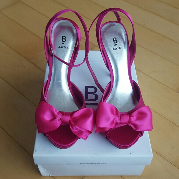 Bakers hot pink satin heels