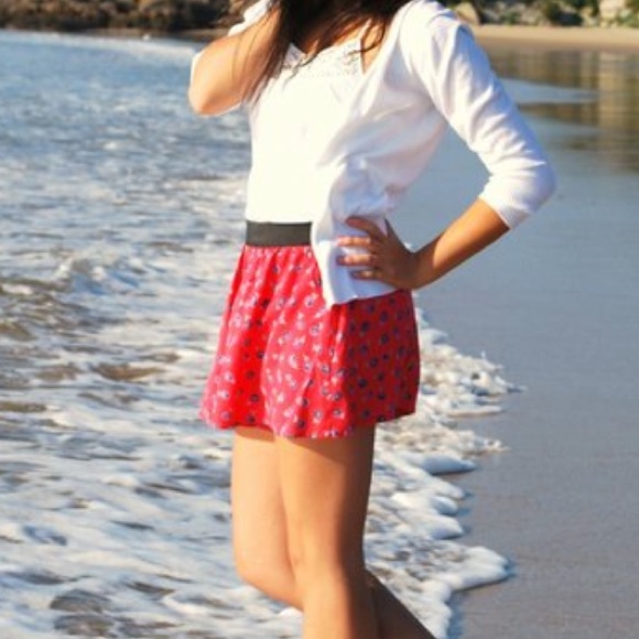 Urban outfitters floral skort with pockets