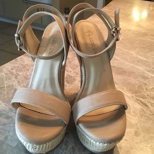 Tan wedges