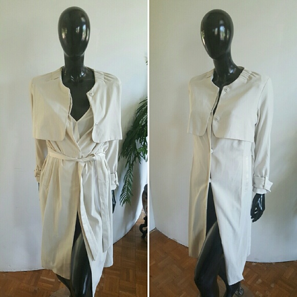 Modern H&M  Beige Ivory Belted Overlay Coat