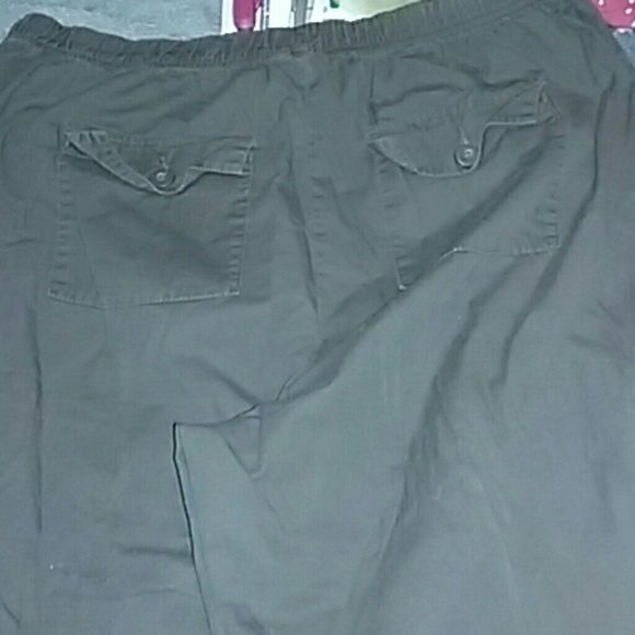 Cargo pants - Picture 3 of 3
