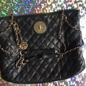 Dkny zip shoulder bag leather quilted