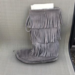 Gray Minnetonka Moccasin