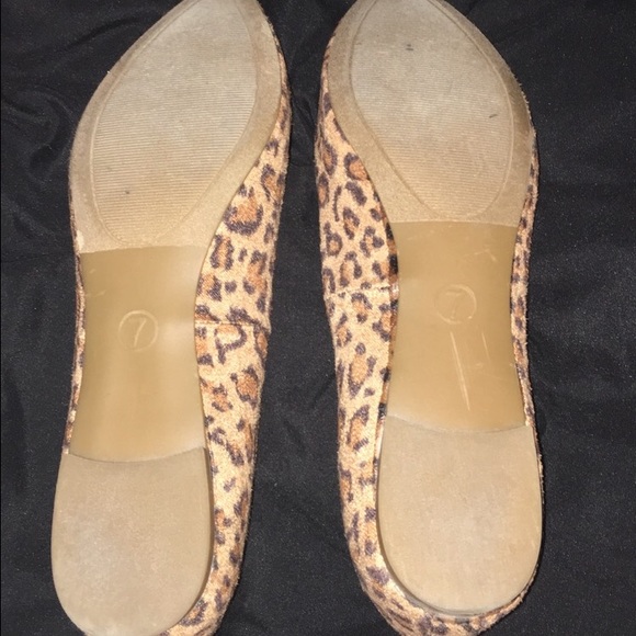 Xhilaration cheetah print, pointed shoes - Picture 3 of 4