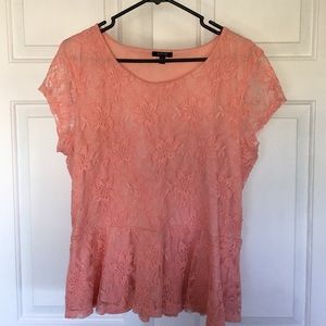 💕Adorable Peplum Top💕